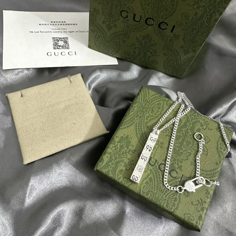 FlexibleFit Gucci Necklaces 245372
