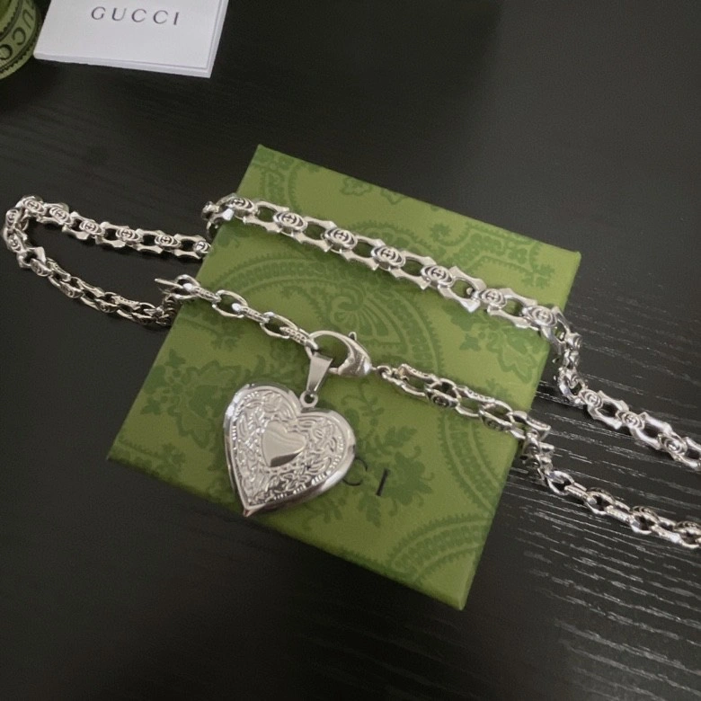 Gucci Necklaces Efficient 245351