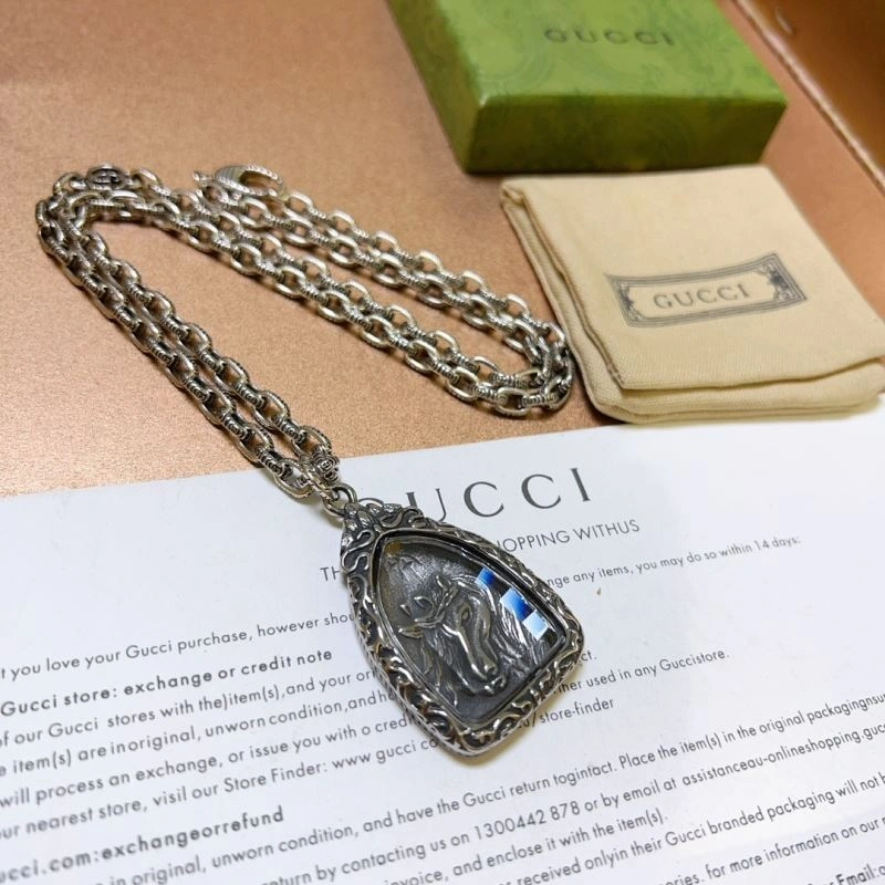 Elegant Gucci Necklaces 245361