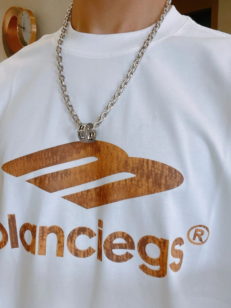 Gucci Necklaces Trendsetting 245336