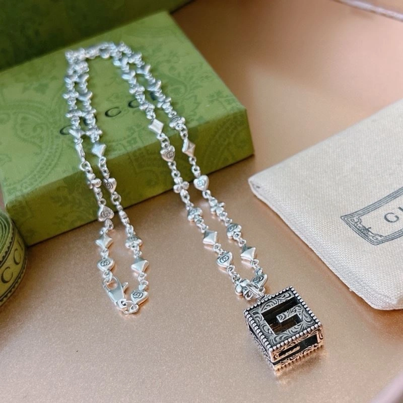 Gucci Necklaces Trendy 245120