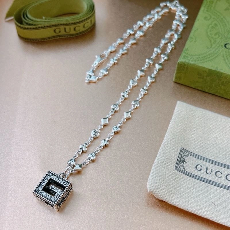 Gucci Necklaces Trendy 245120