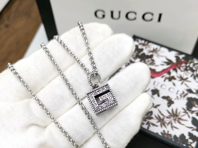 Bold Gucci Necklaces 245078