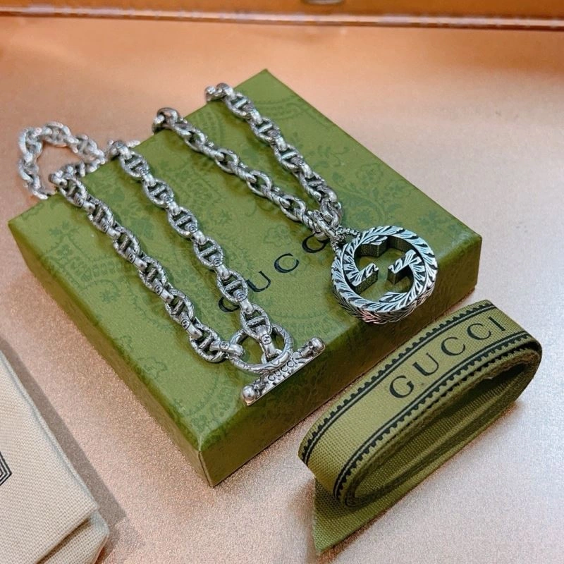 Stylish Gucci Necklaces 245060