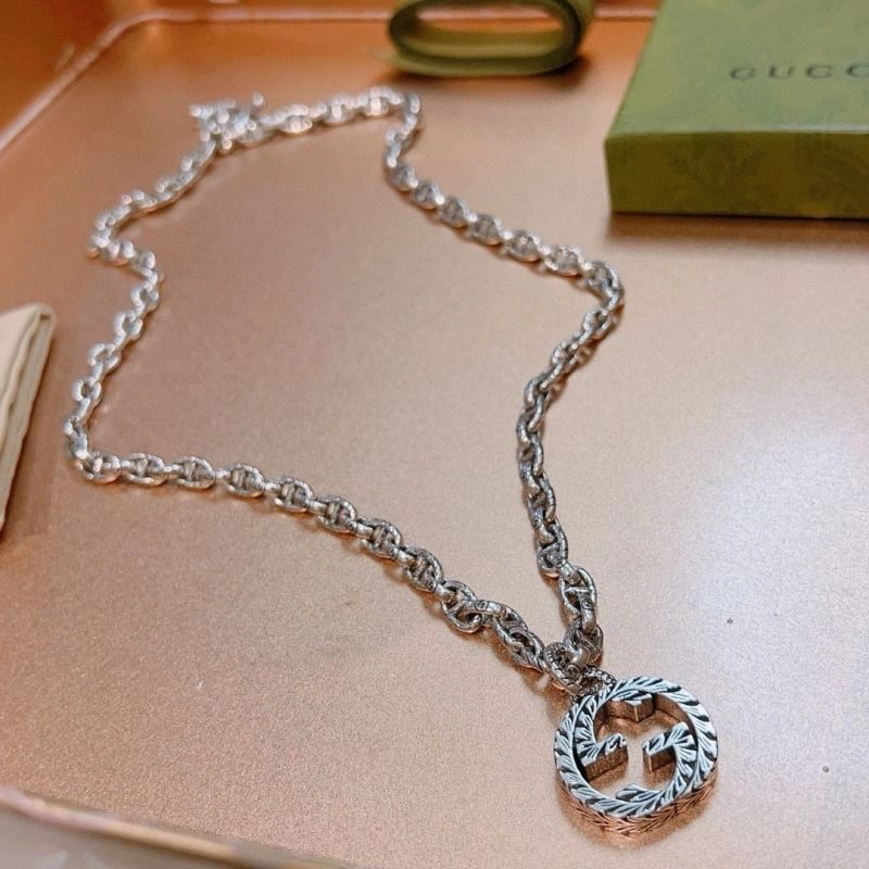 Stylish Gucci Necklaces 245060
