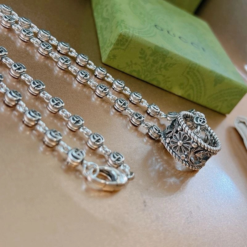 Gucci Necklaces Trendy 245064