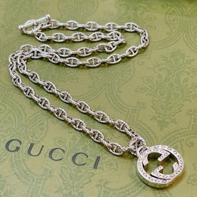 Trendsetting Gucci Necklaces 245053