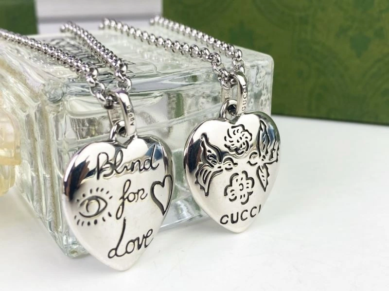 EyeCatching Gucci Necklaces 245049