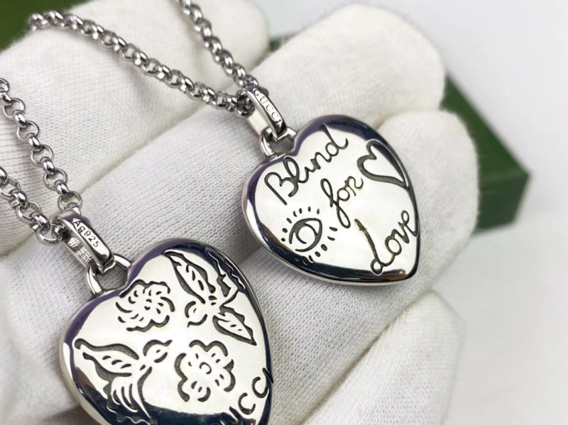 EyeCatching Gucci Necklaces 245049
