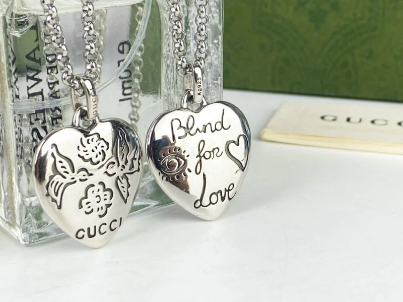 EyeCatching Gucci Necklaces 245049