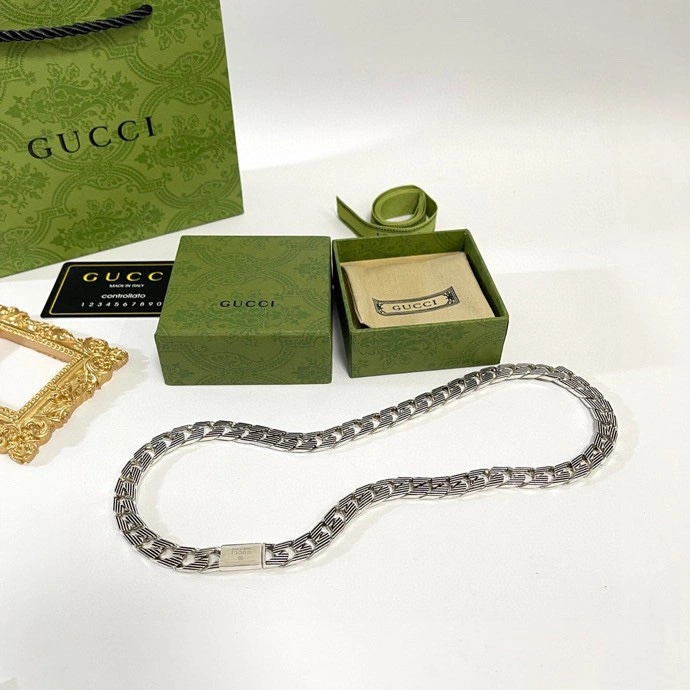Gucci Necklaces Trendsetting 245043