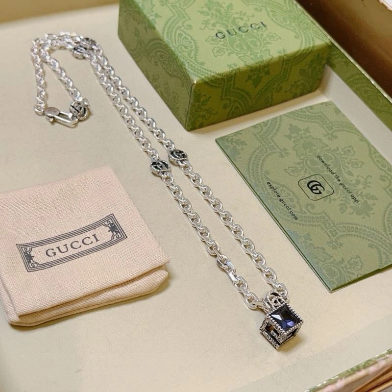 Contemporary Gucci Necklaces 245016