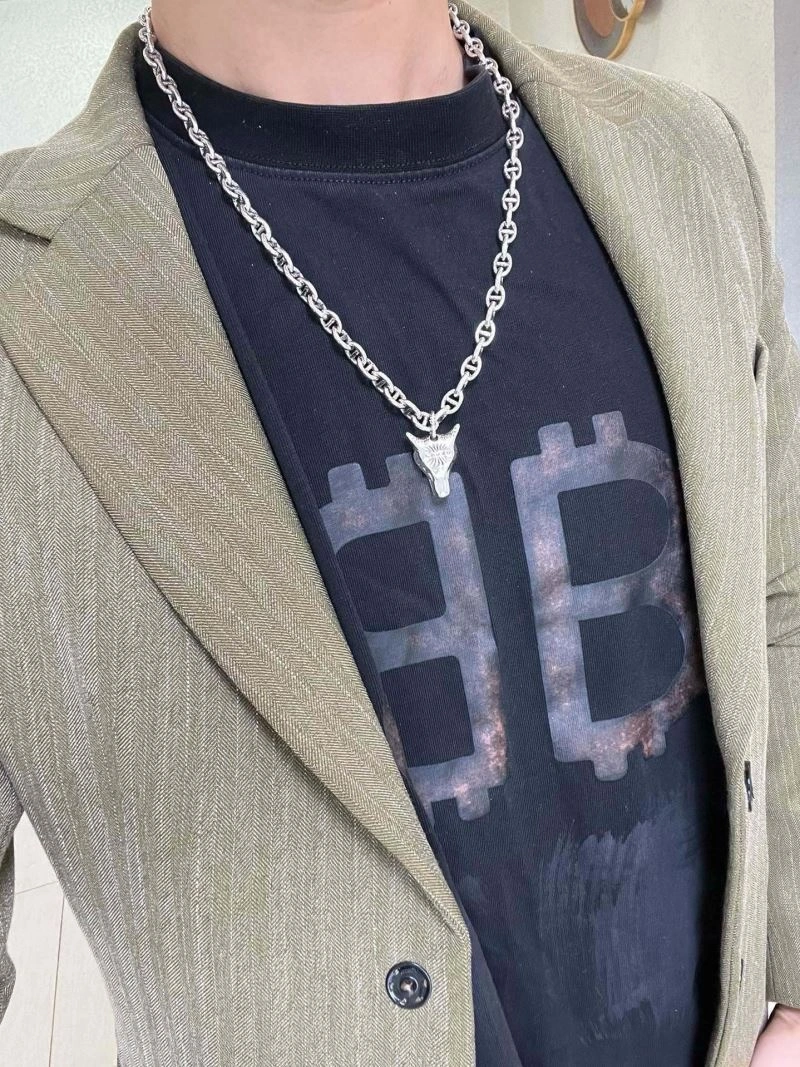 Gucci Necklaces WellDesigned 245023