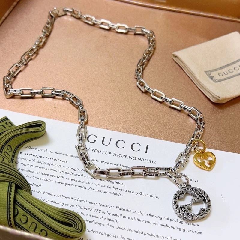 Trendsetting Gucci Necklaces 245020