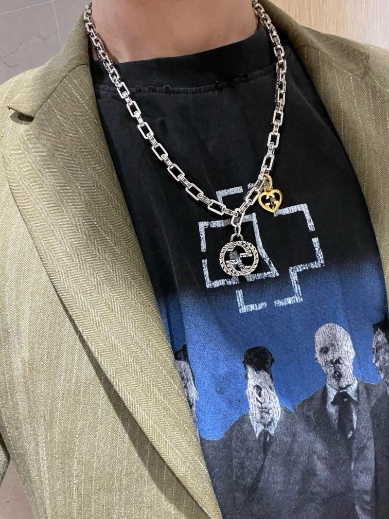 Trendsetting Gucci Necklaces 245020