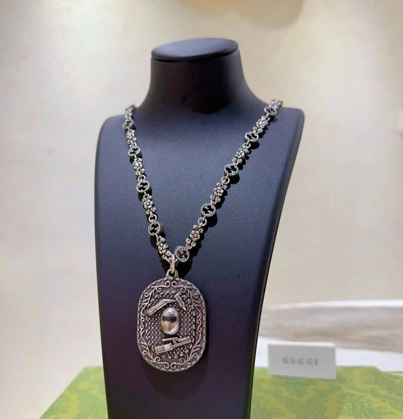 ModernLook Gucci Necklaces 244971