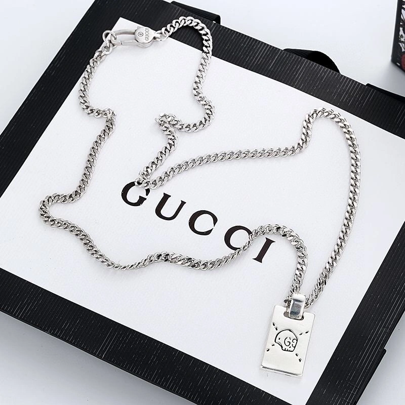 Sporty Gucci Necklaces 244771