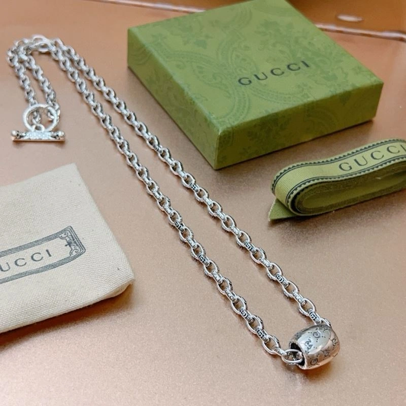 Sleek Gucci Necklaces 244780