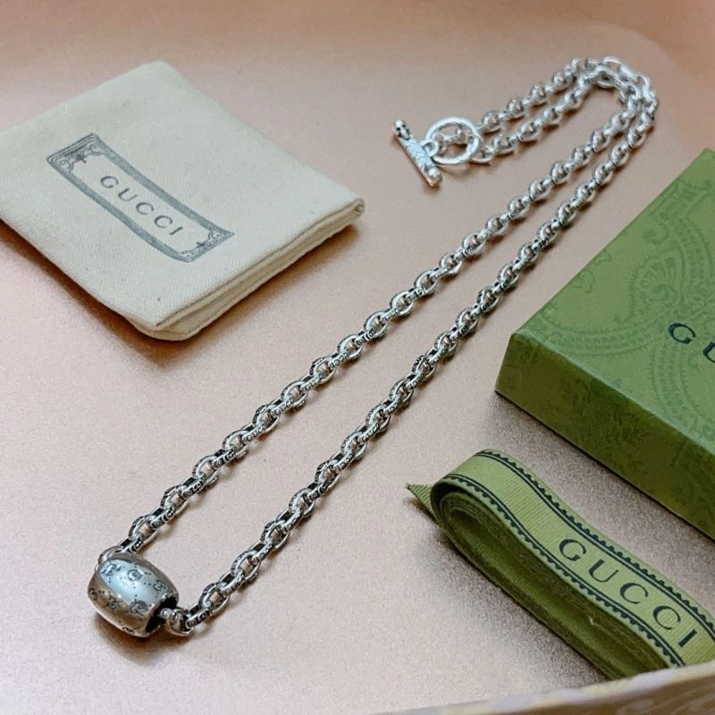 Sleek Gucci Necklaces 244780