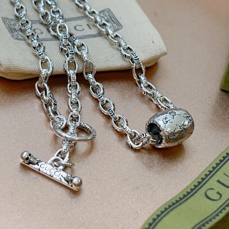 Sleek Gucci Necklaces 244780