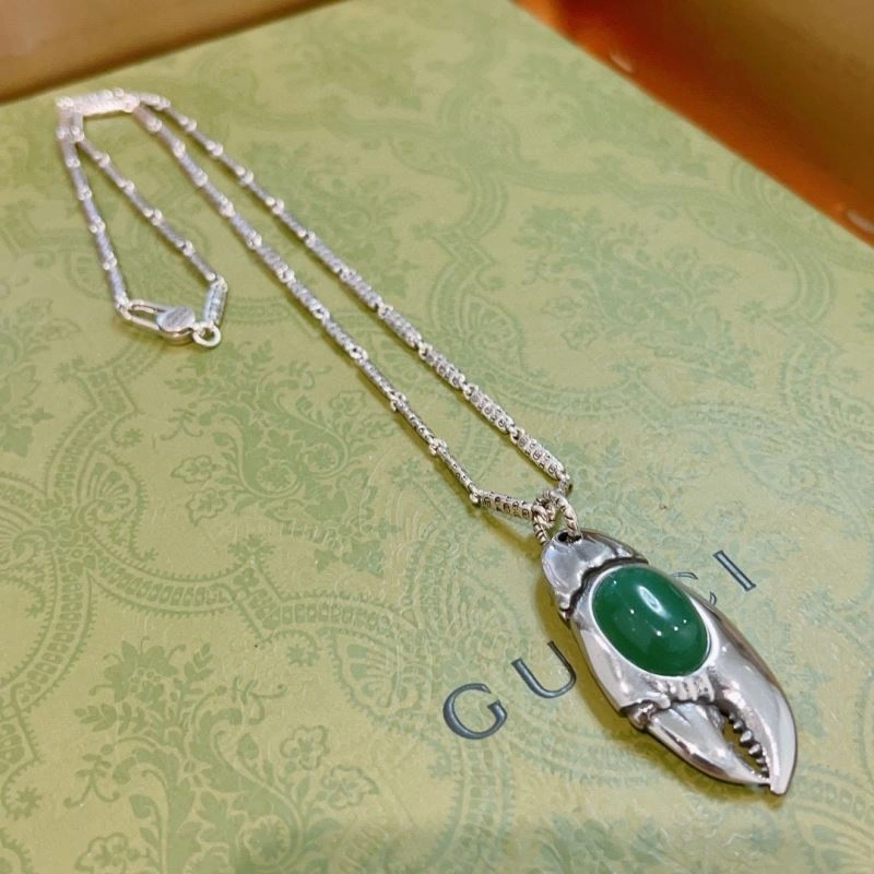 WaterResistant Gucci Necklaces 244758