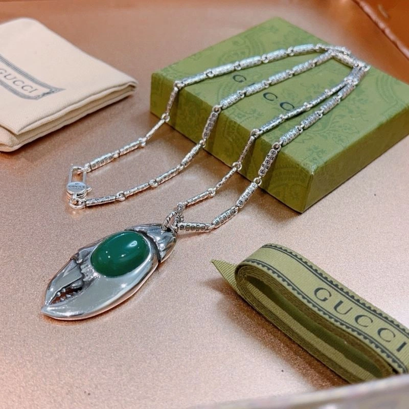 WaterResistant Gucci Necklaces 244758