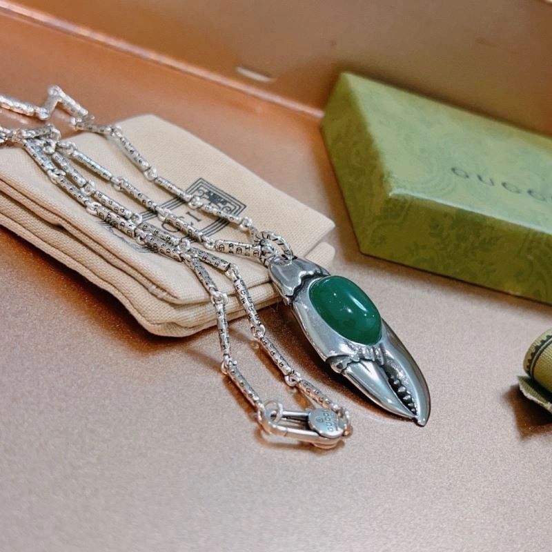 WaterResistant Gucci Necklaces 244758