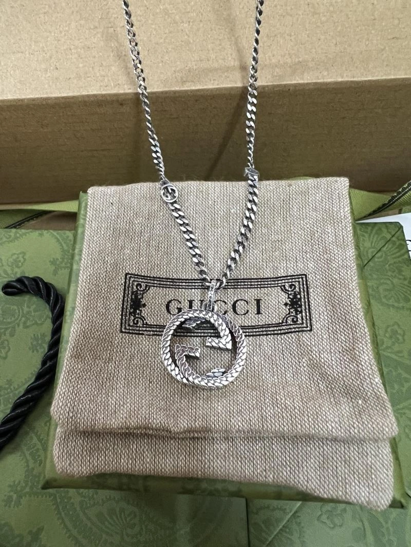 Trendsetting Gucci Necklaces 244729