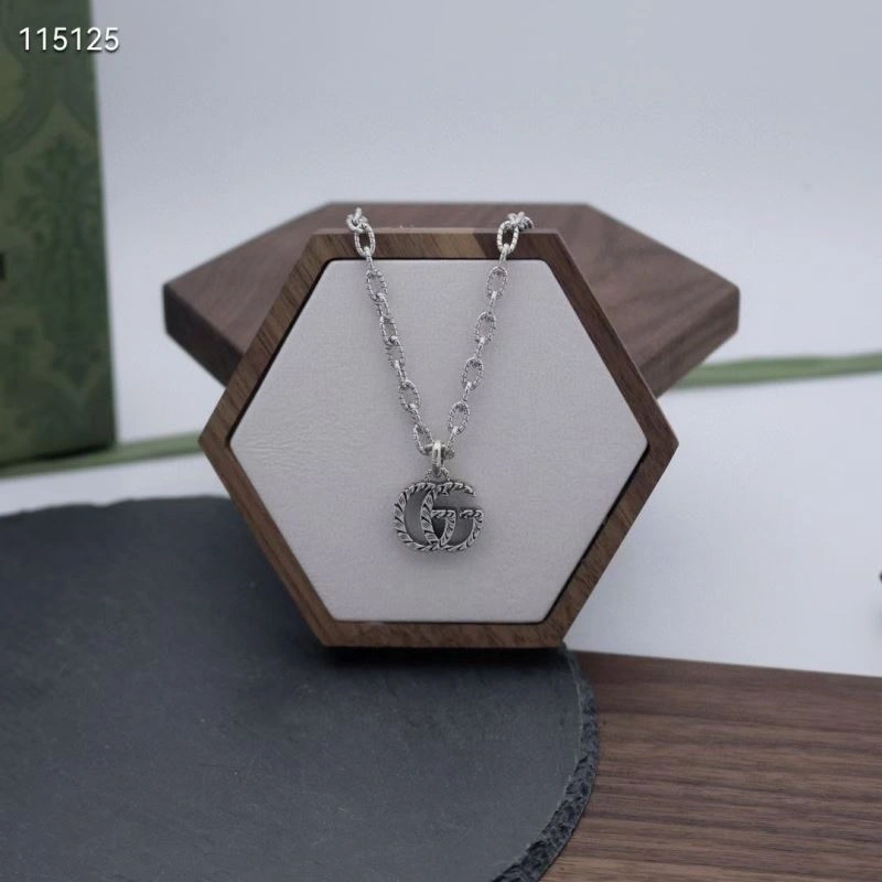 Minimalist Gucci Necklaces 244738