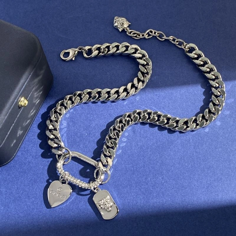 Gucci Necklaces ModernLook 244725