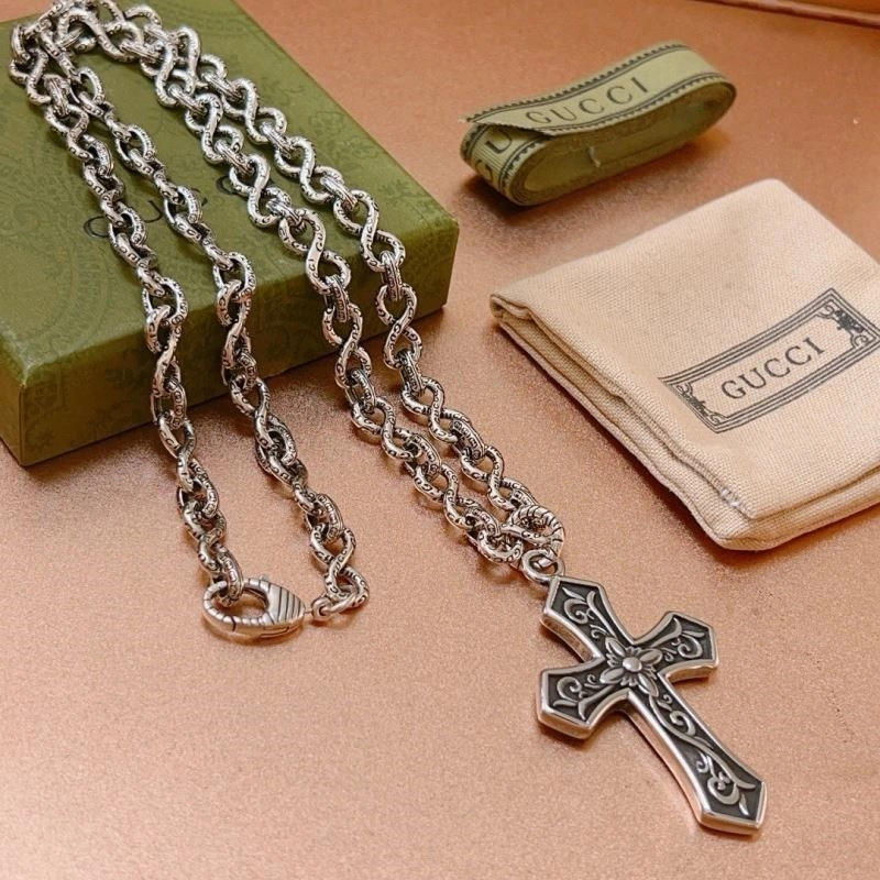 Gucci Necklaces Trendy 244550