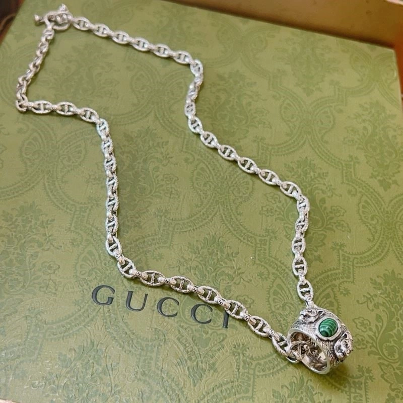 Gucci Necklaces Trendy 244550