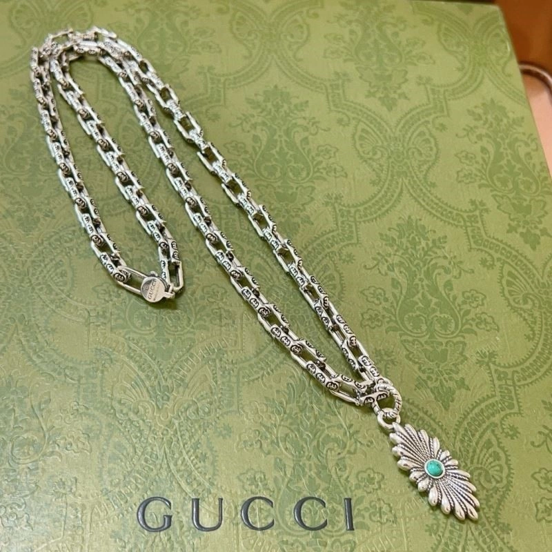 Sporty Gucci Necklaces 244537