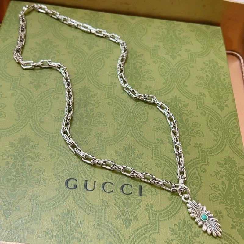 Sporty Gucci Necklaces 244537
