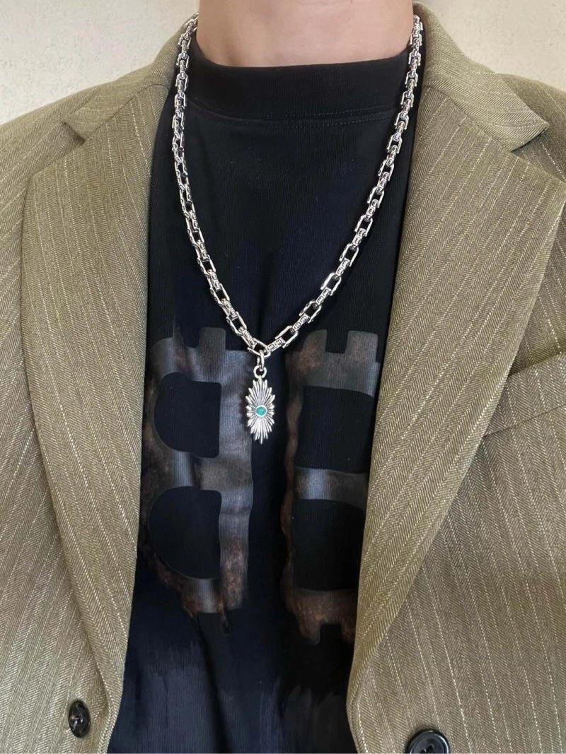 Sporty Gucci Necklaces 244537