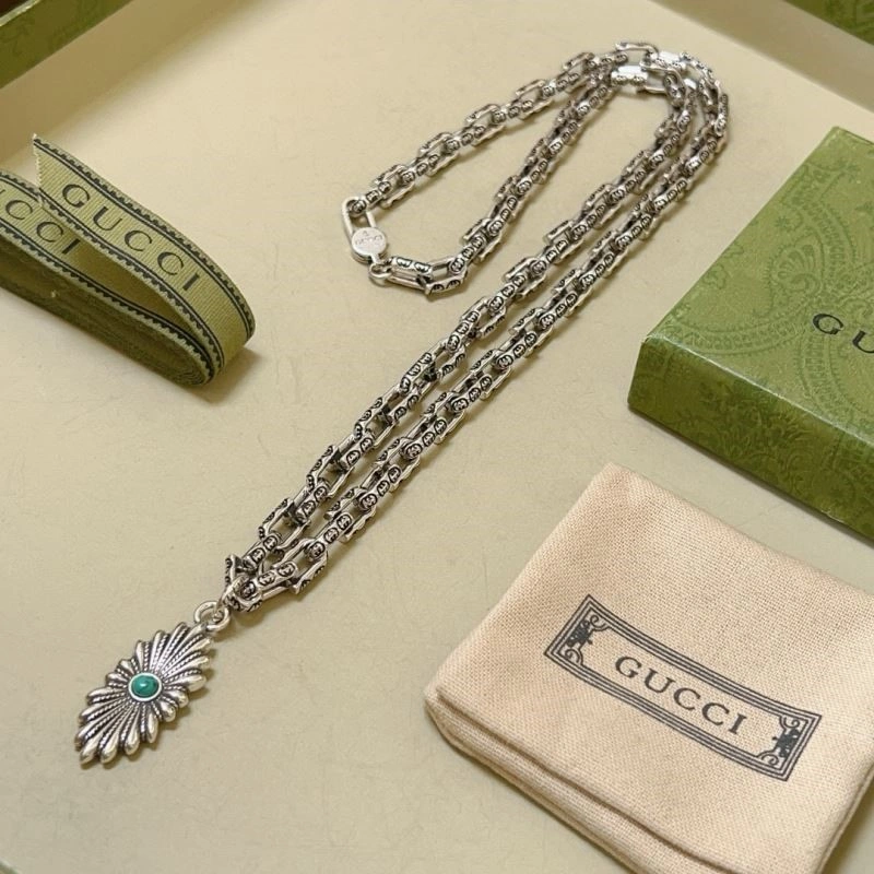 Sporty Gucci Necklaces 244537
