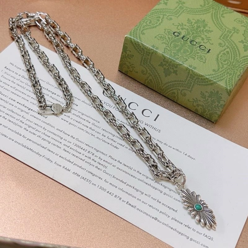 Sporty Gucci Necklaces 244537