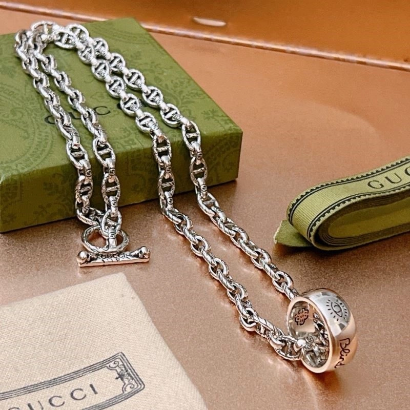 Gucci Necklaces Fashionable 244531