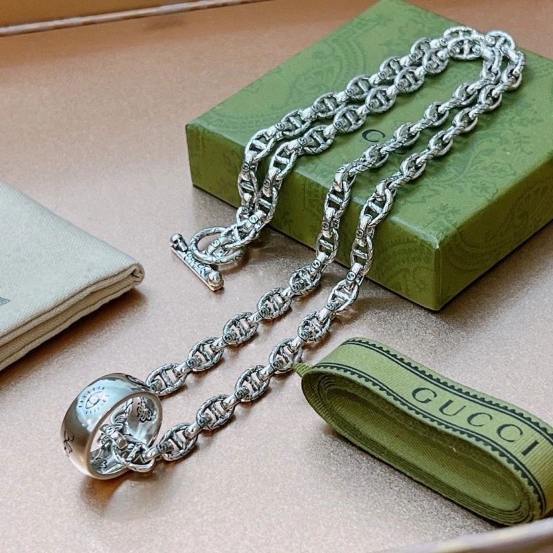 Gucci Necklaces Fashionable 244531