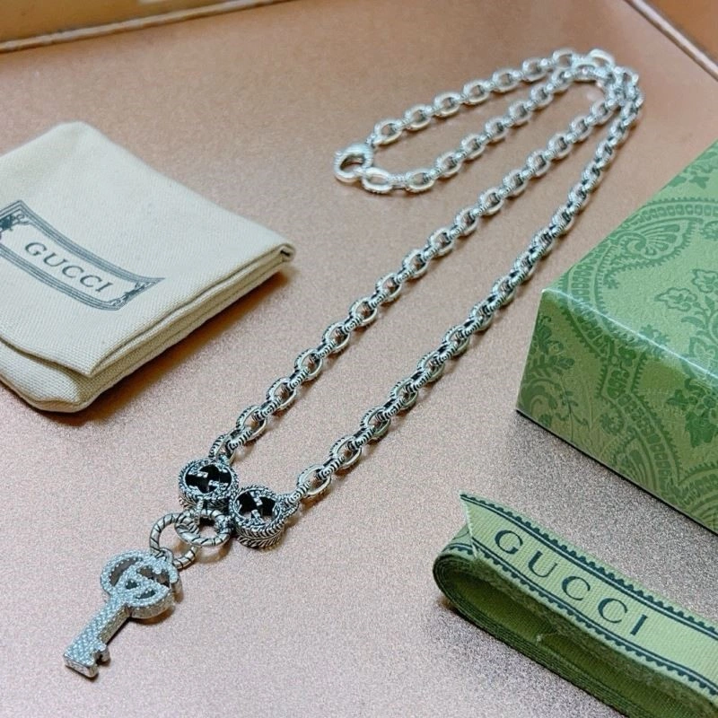 FashionForward Gucci Necklaces 244547