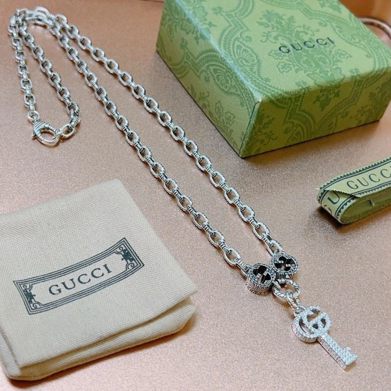 FashionForward Gucci Necklaces 244547