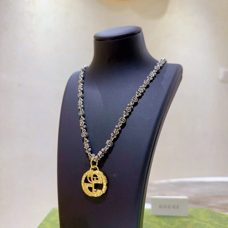 Gucci Necklaces Trendsetting 244534