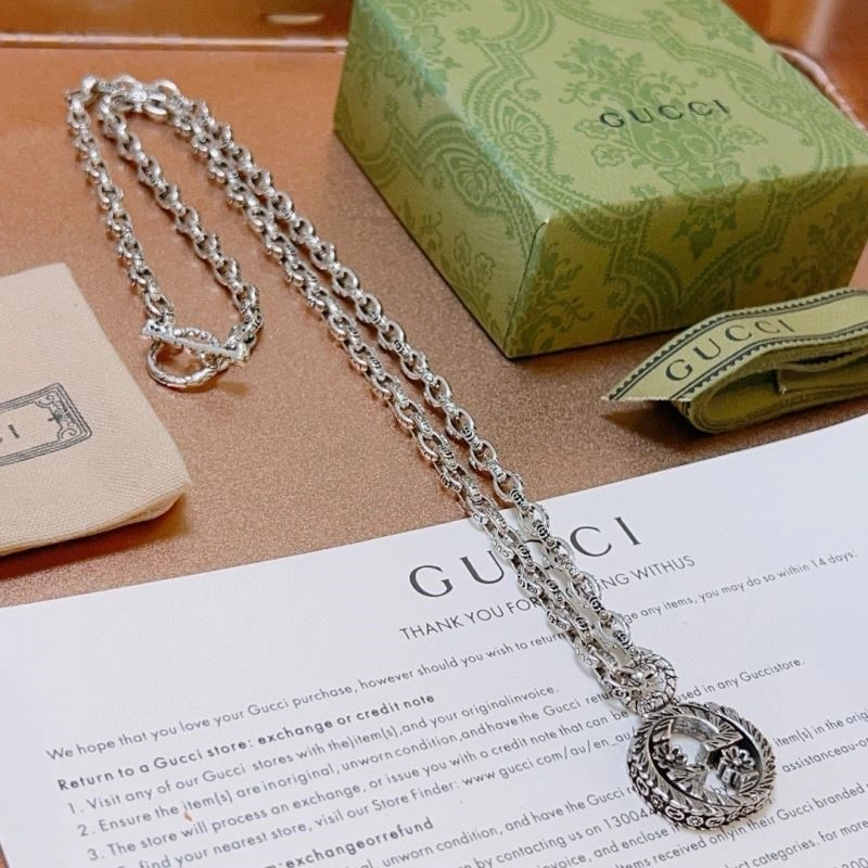 Snug Gucci Necklaces 244497