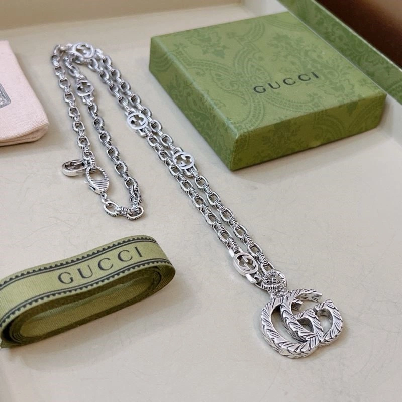 Gucci Necklaces Fashionable 244485