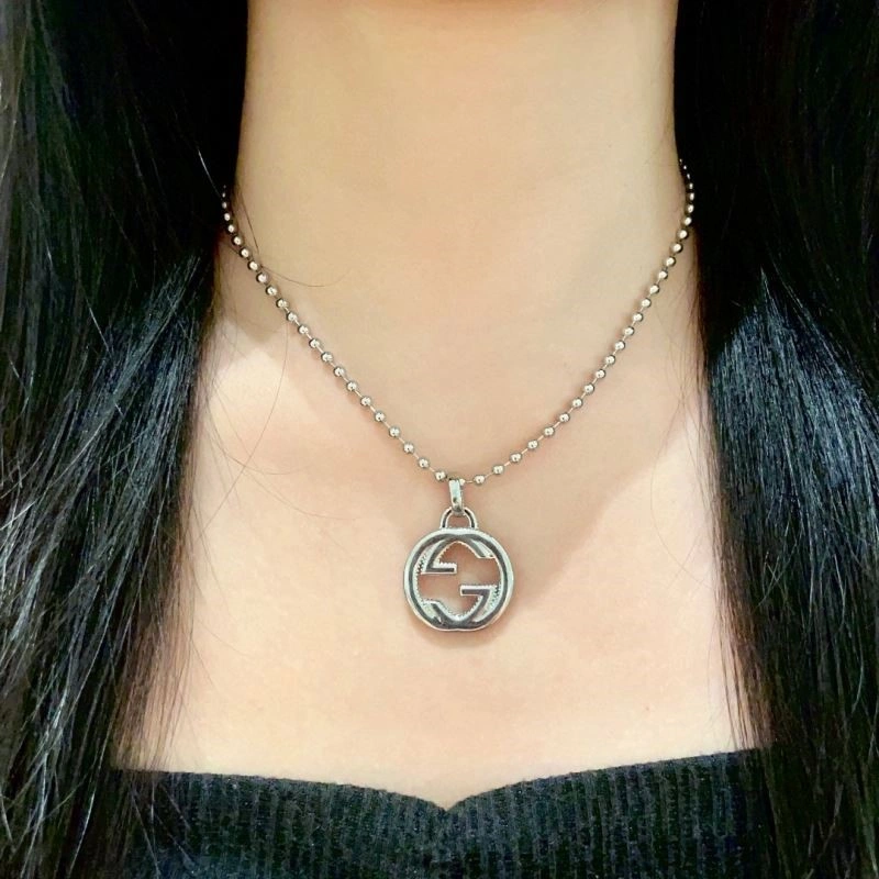 Gucci Necklaces HighQuality 244329