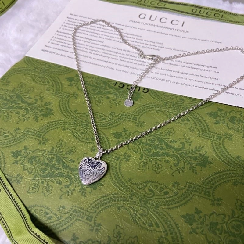 Attractive Gucci Necklaces 244308