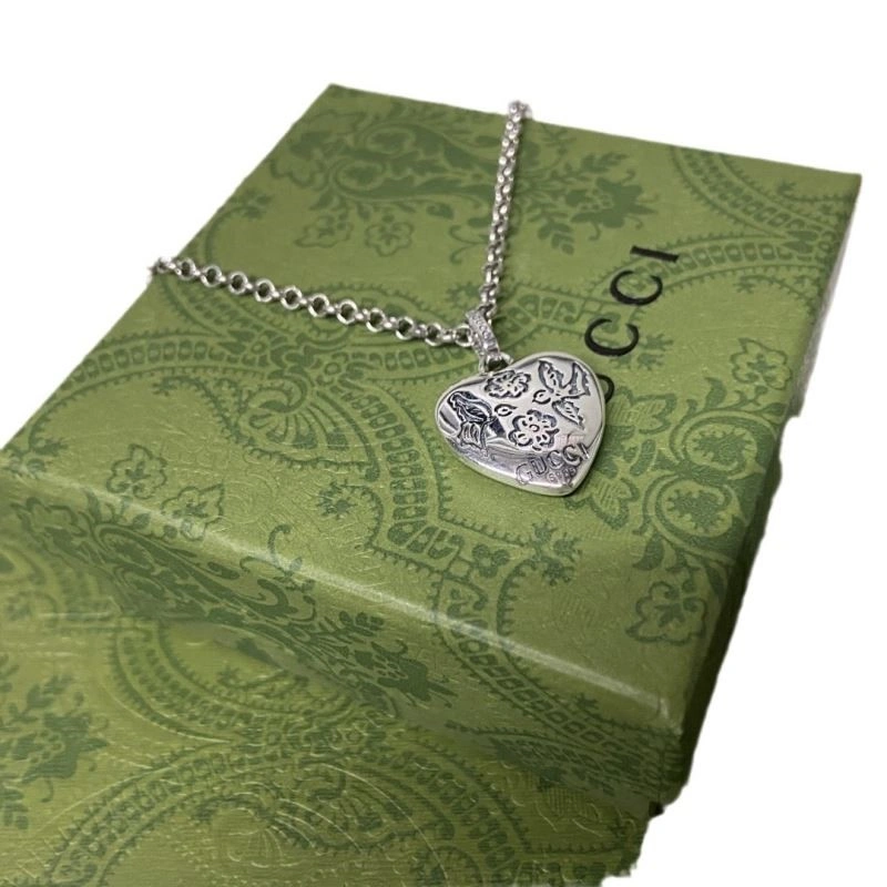 Attractive Gucci Necklaces 244308