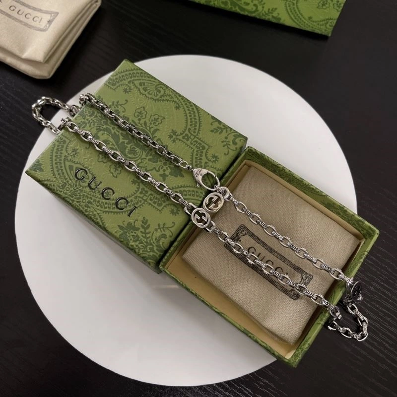 Gucci Necklaces Affordable 244280