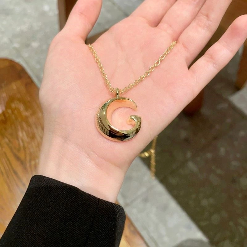 TechFriendly Gucci Necklaces 244264
