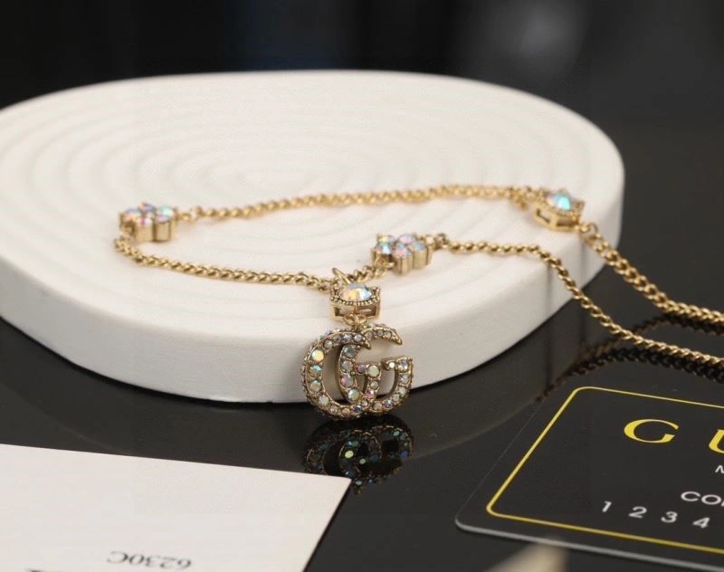 SoftTouch Gucci Necklaces 244256